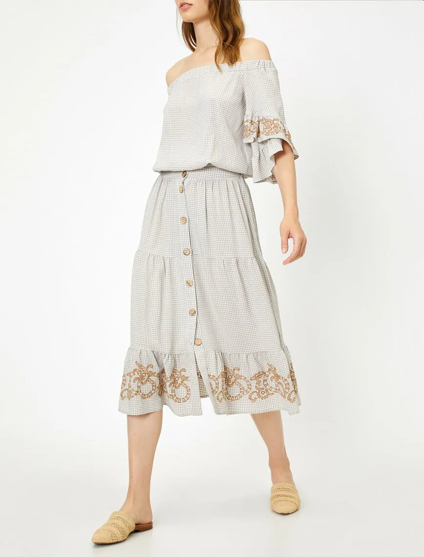 11896 Grey Patterned Midi Skirt