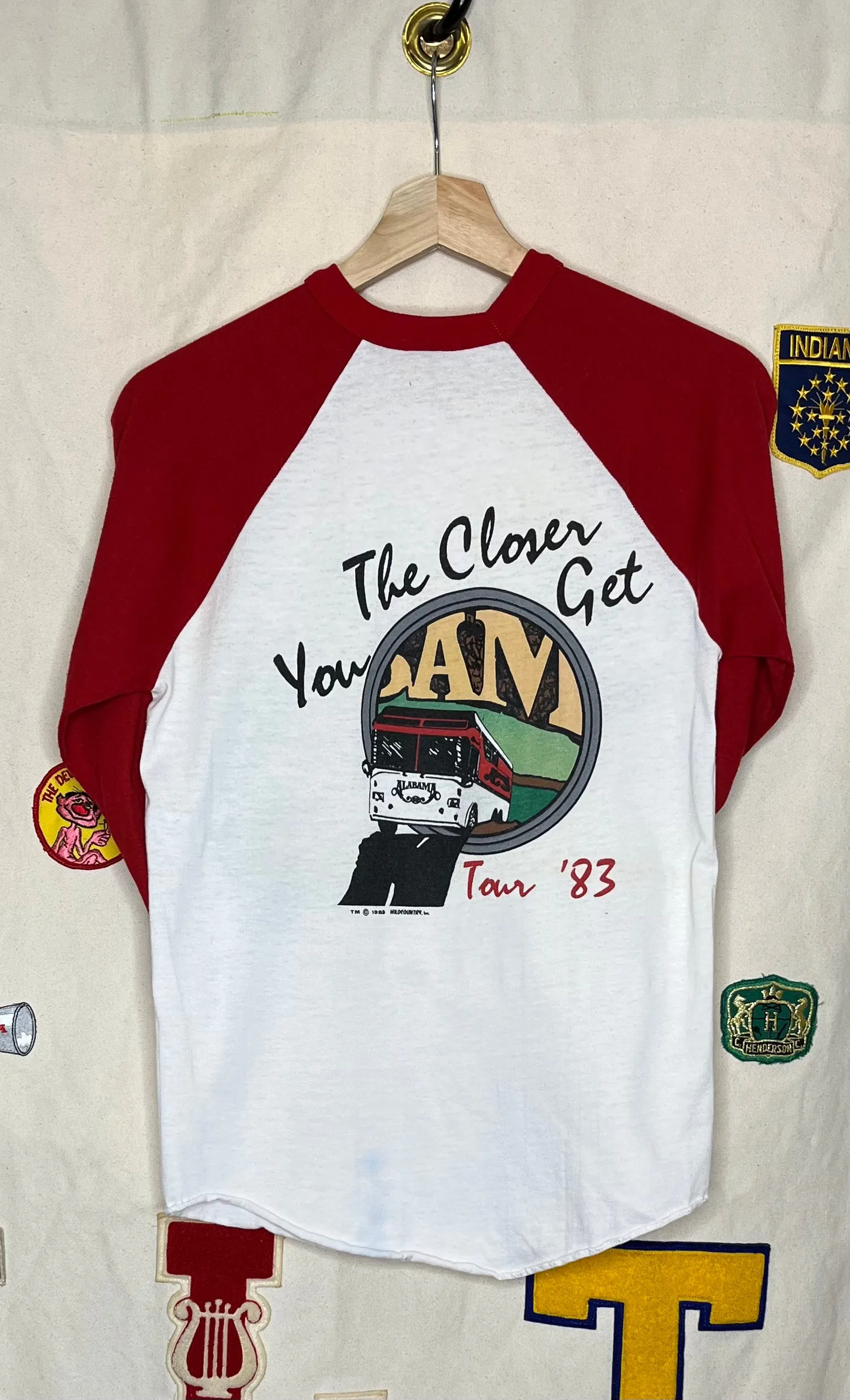 1983 Alabama The Closer You Get Tour Raglan T-Shirt: S