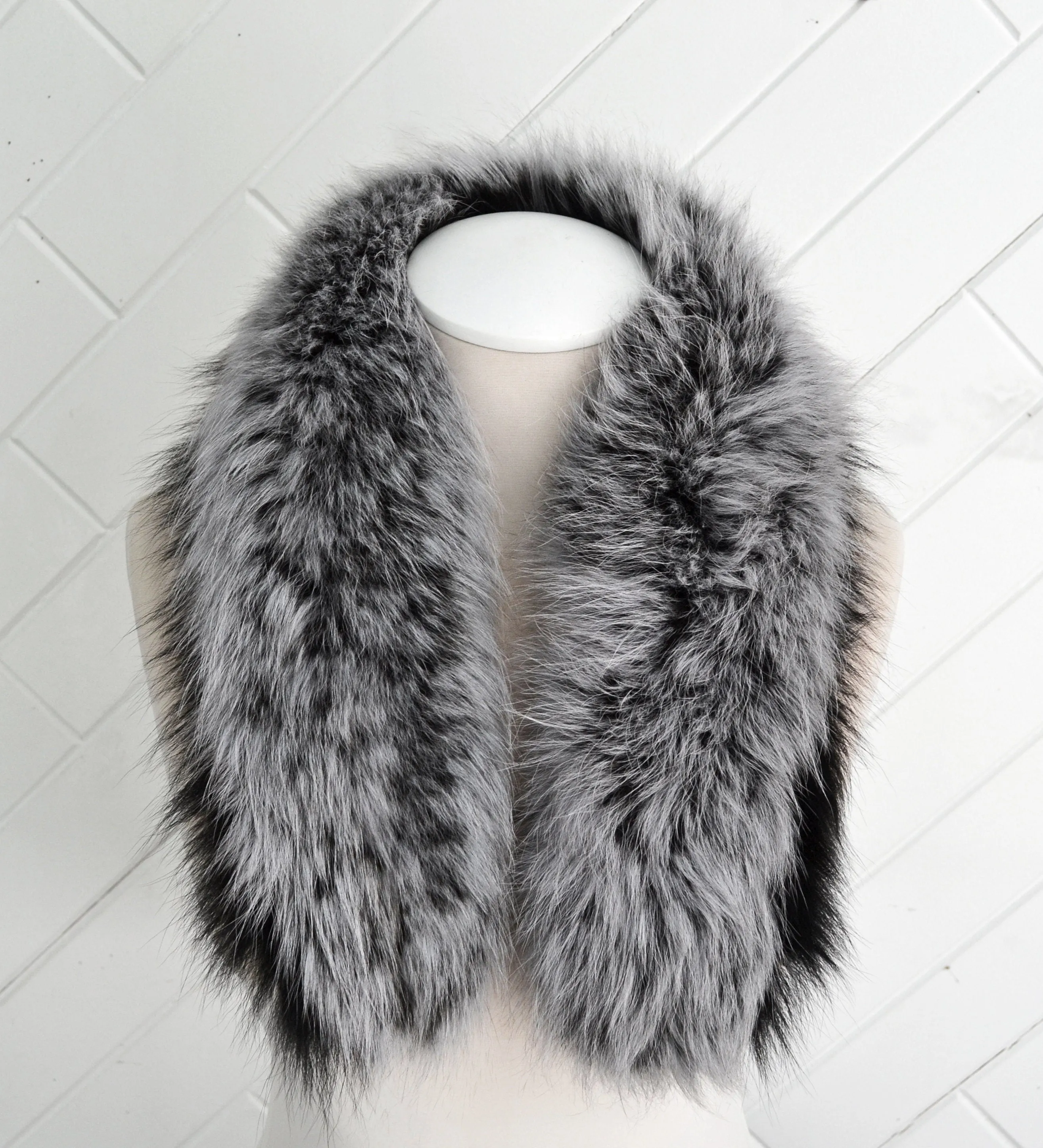 BY ORDER XXL Triple Real Fox Fur (Tail) Trim Hood, Fur collar trim, Fox Fur Collar, Fur Scarf, Fur Ruff, Fox Fur Hood, Hood Fur, stripe