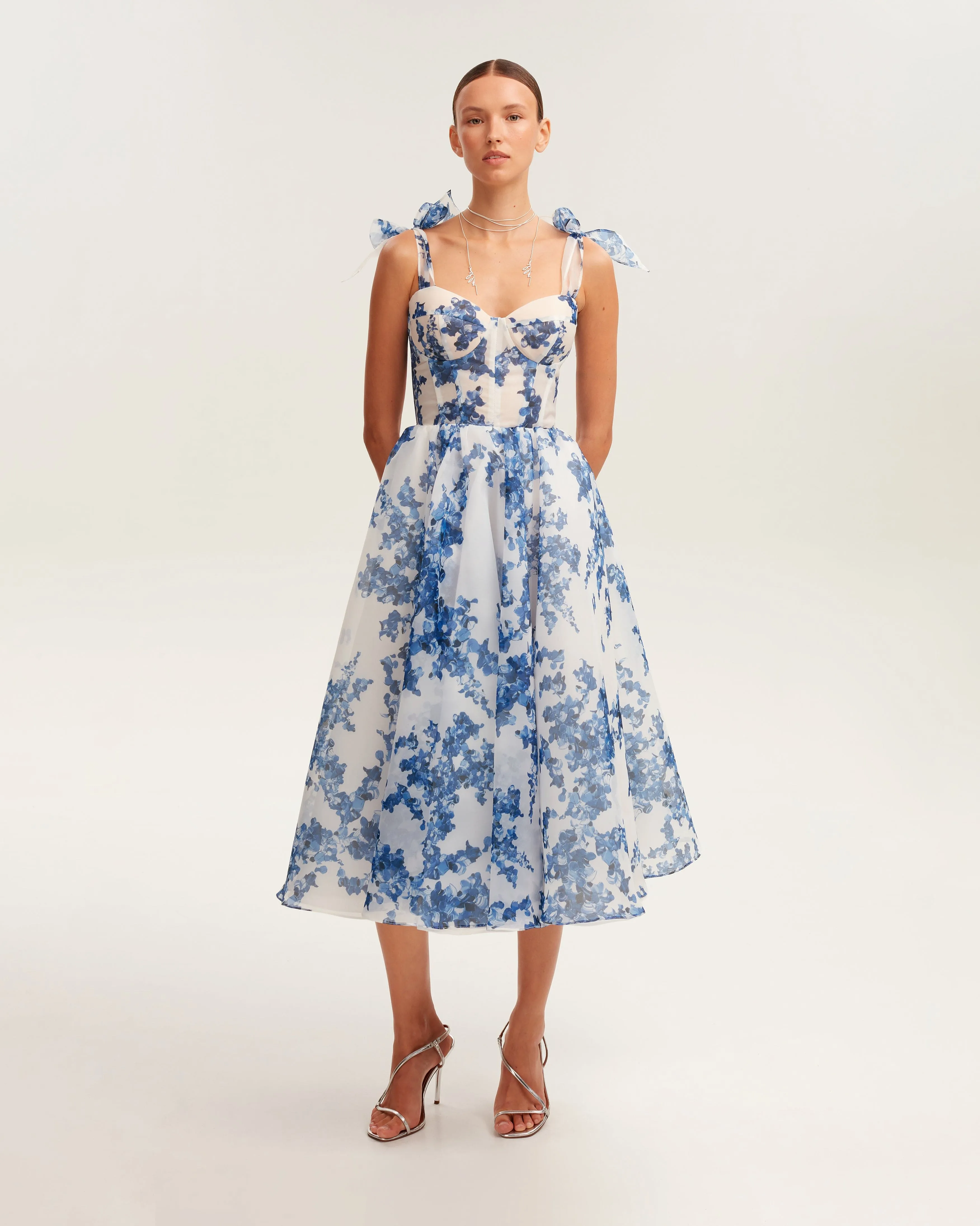 Charming blue hydrangea-patterned organza midi dress, Garden of Eden