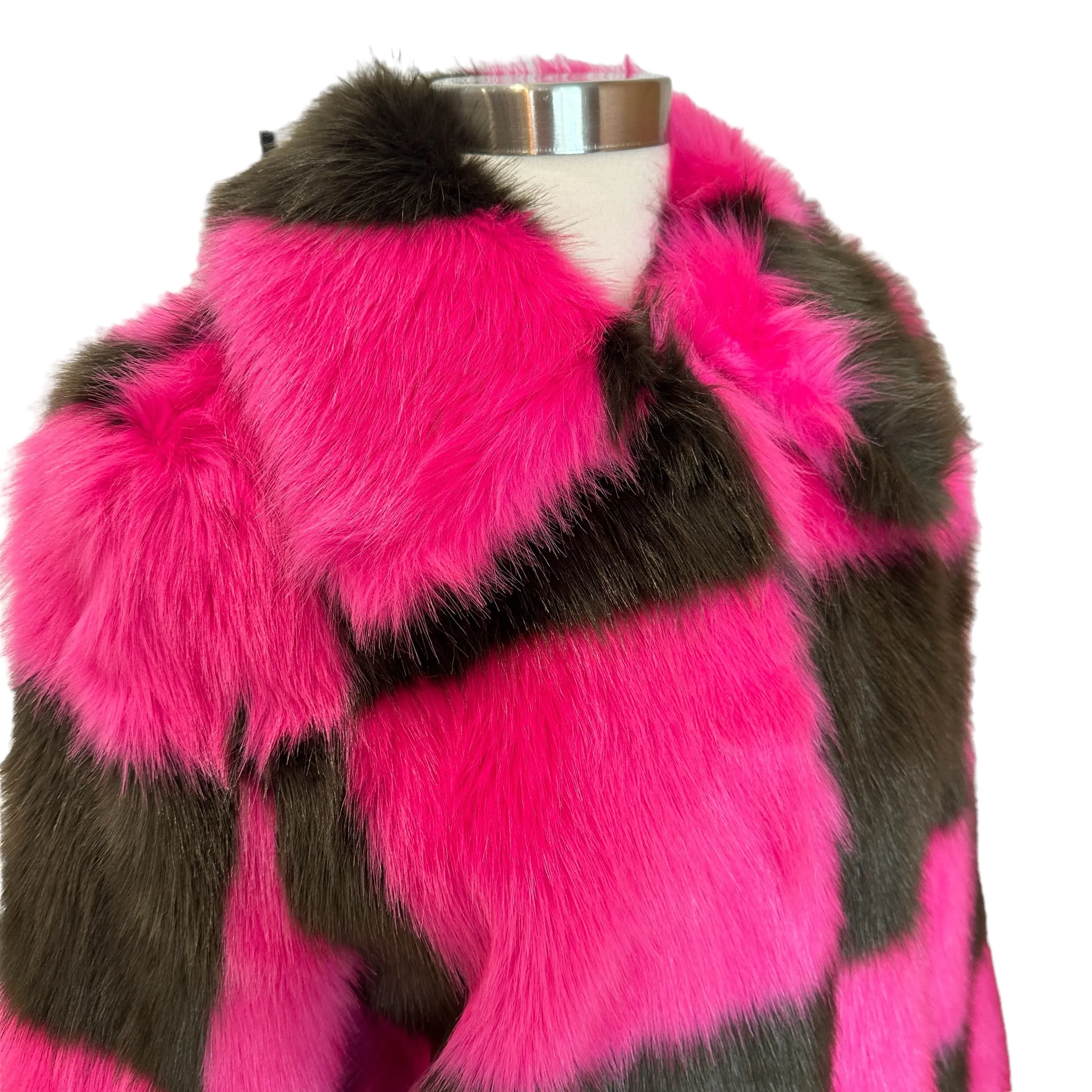 Checker Faux-Fur Coat - S