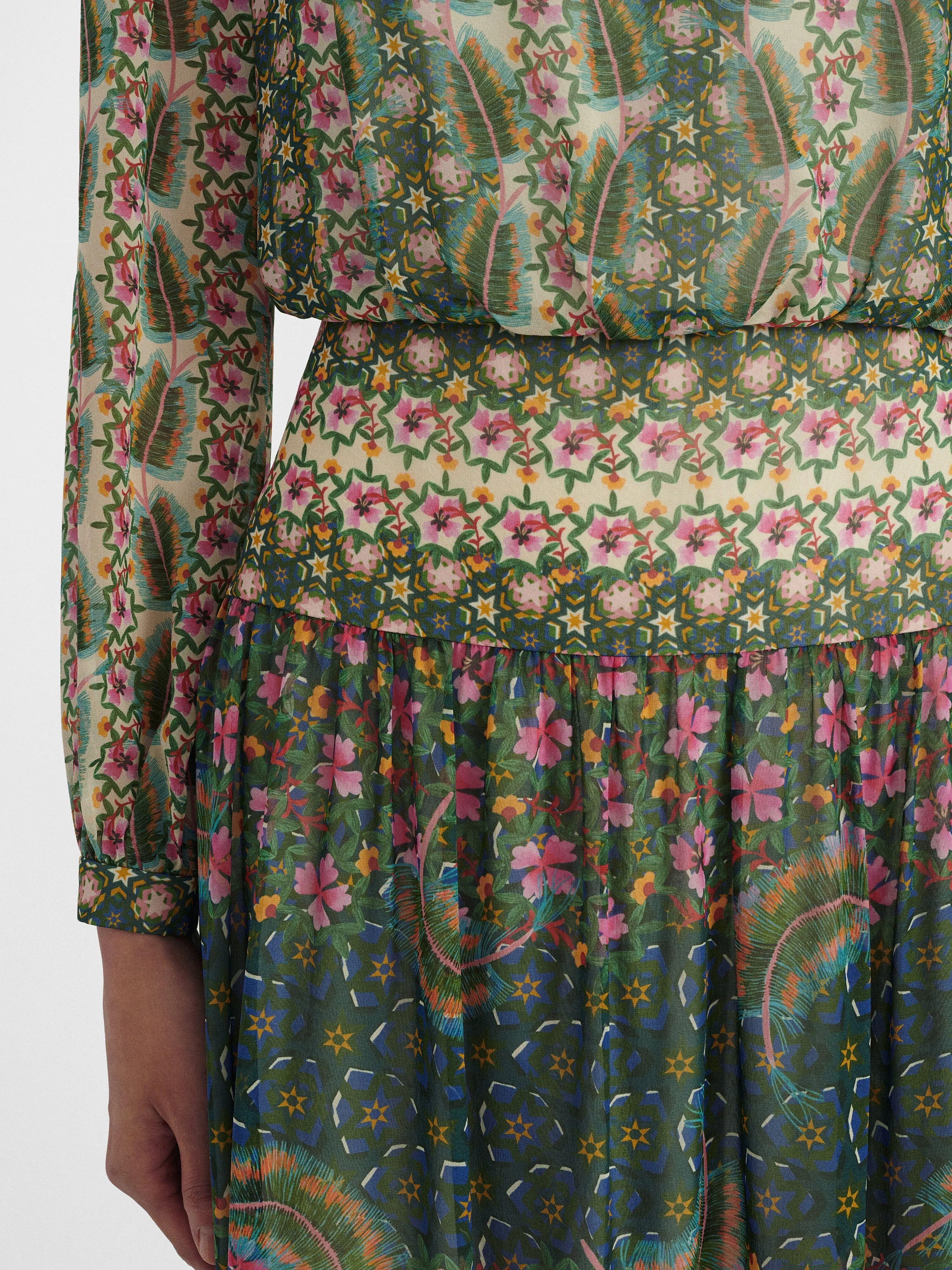 Isabel Dress in Sorrel Star print