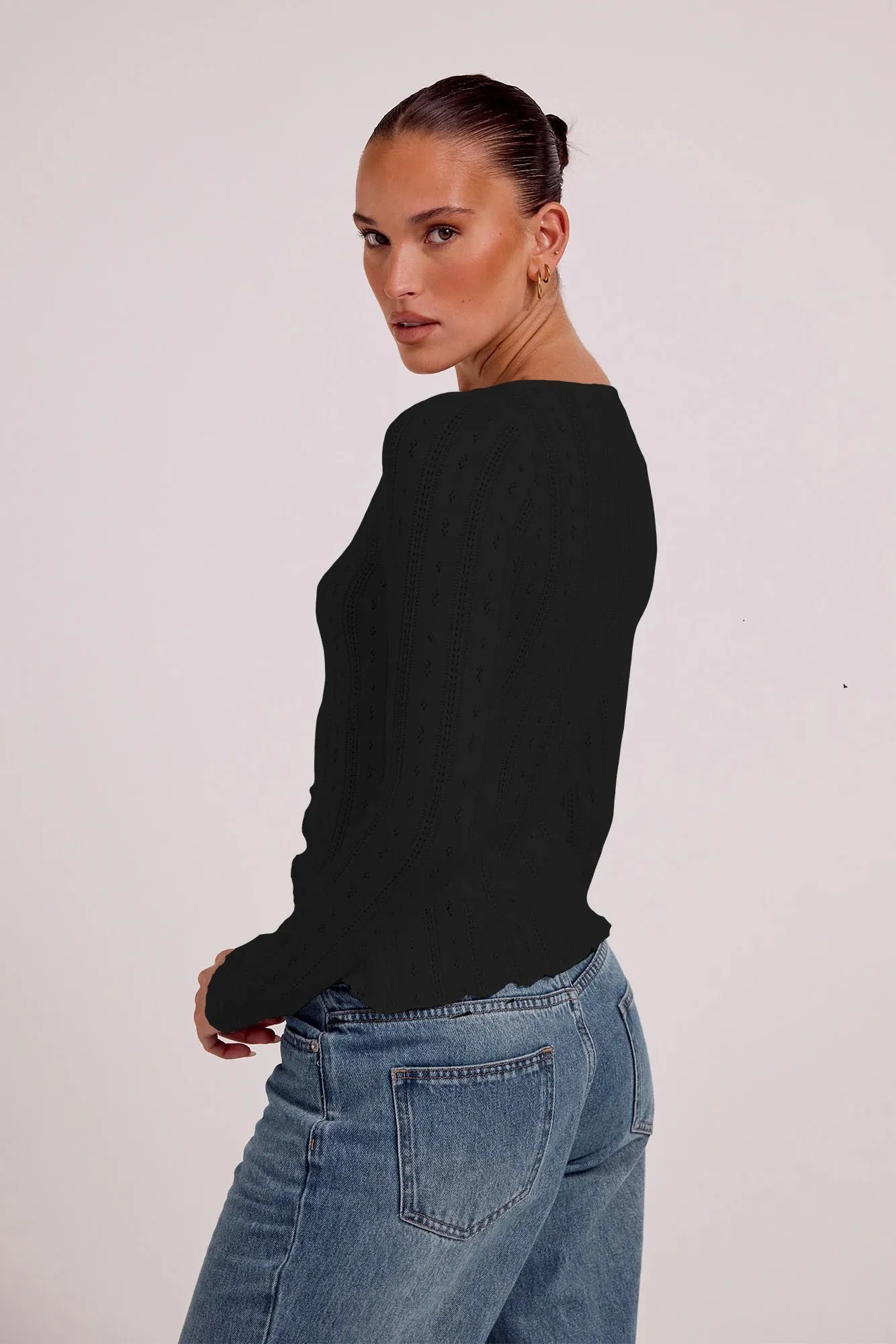 Isabelle Quinn - Aliya Long Sleeve Top - Black