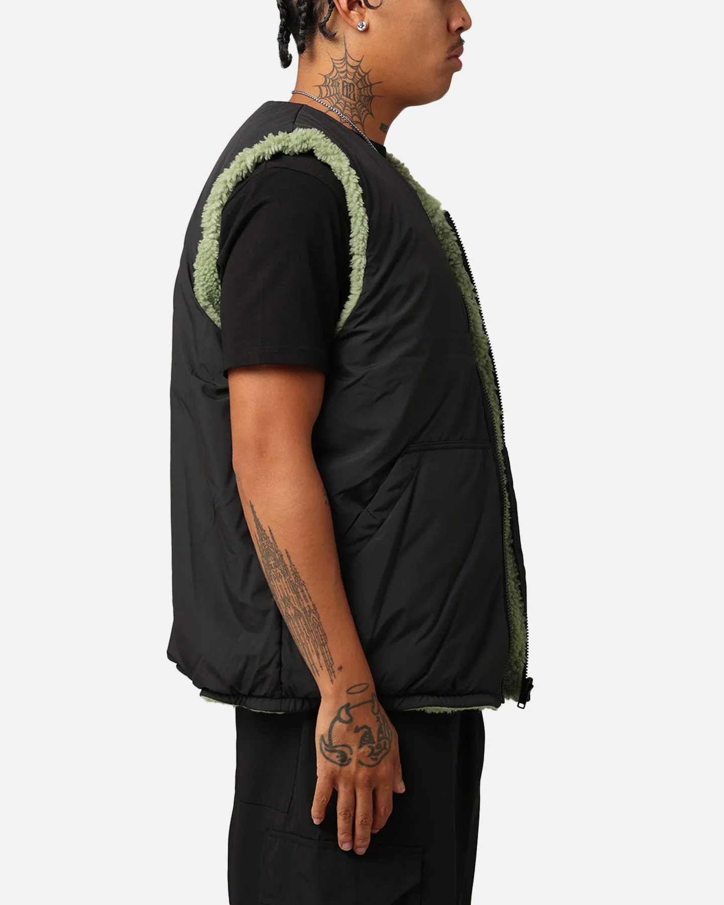 Nike Sportswear Sherpa Reversible Vest Oil Green/Black