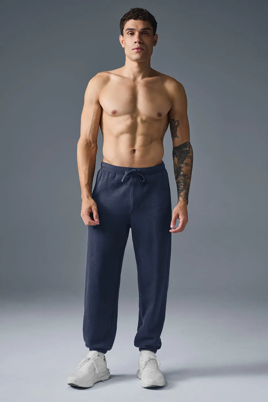 Triumph Restore Sweatpant - Navy