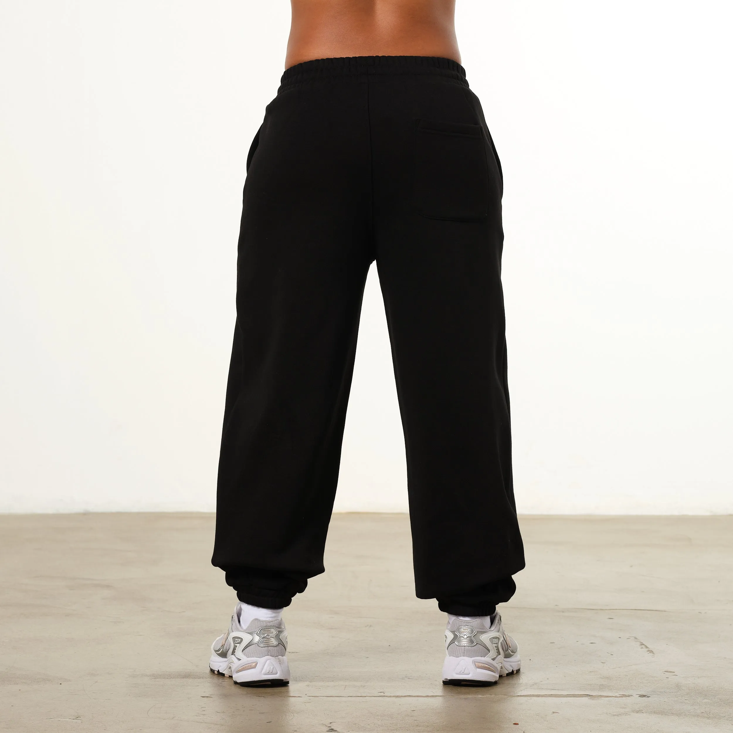 Vanquish Racer Black Oversized Sweatpants