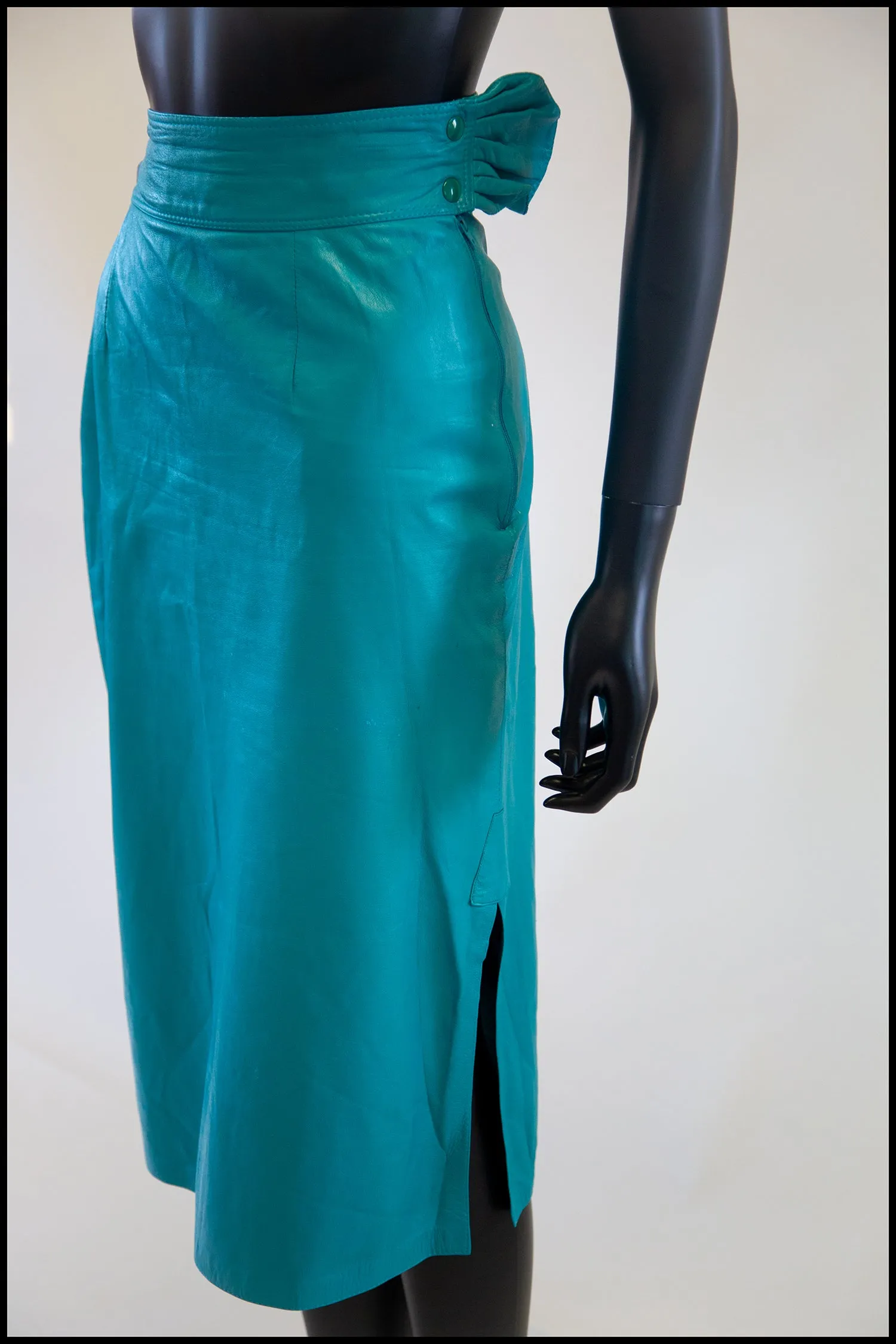 Vintage 1980s Turquoise Leather Pencil Skirt