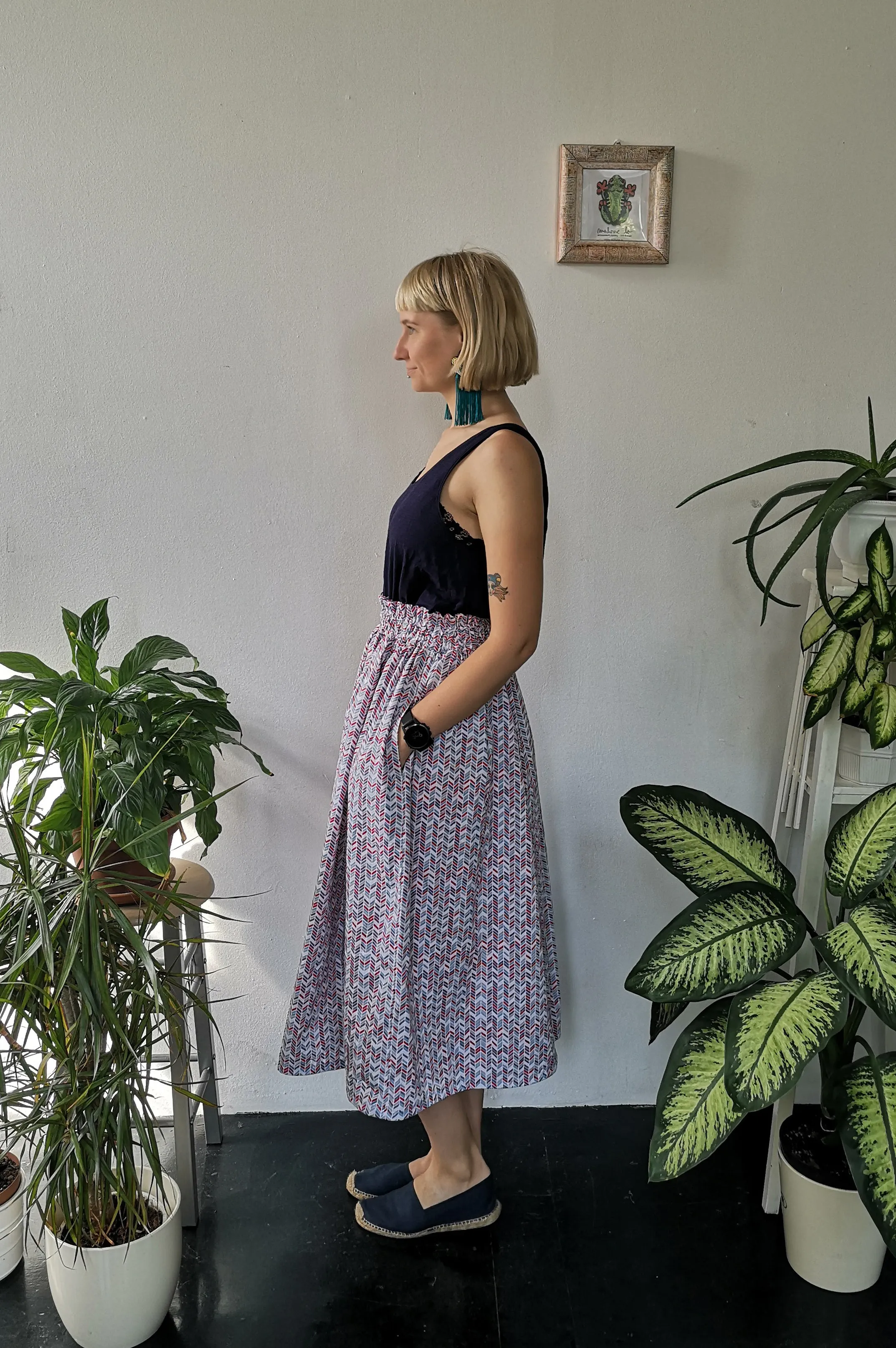 Wonderful, Feminine and Super Versetile Minimalist Lifestyle patterned Midi Cotton Skirt!